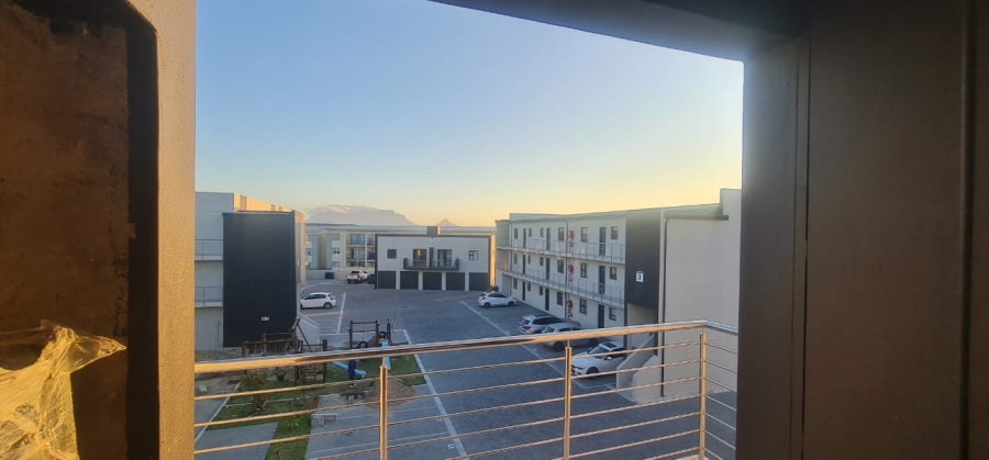 2 Bedroom Property for Sale in Parklands East Western Cape